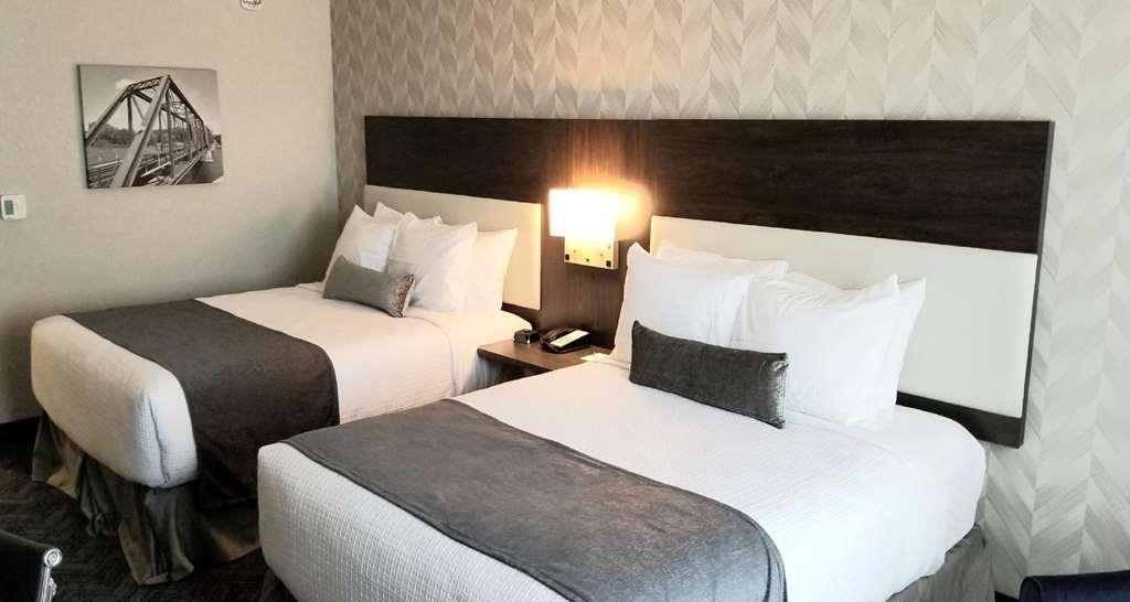 Best Western Plus Parkside Inn & Suites Olney Room photo
